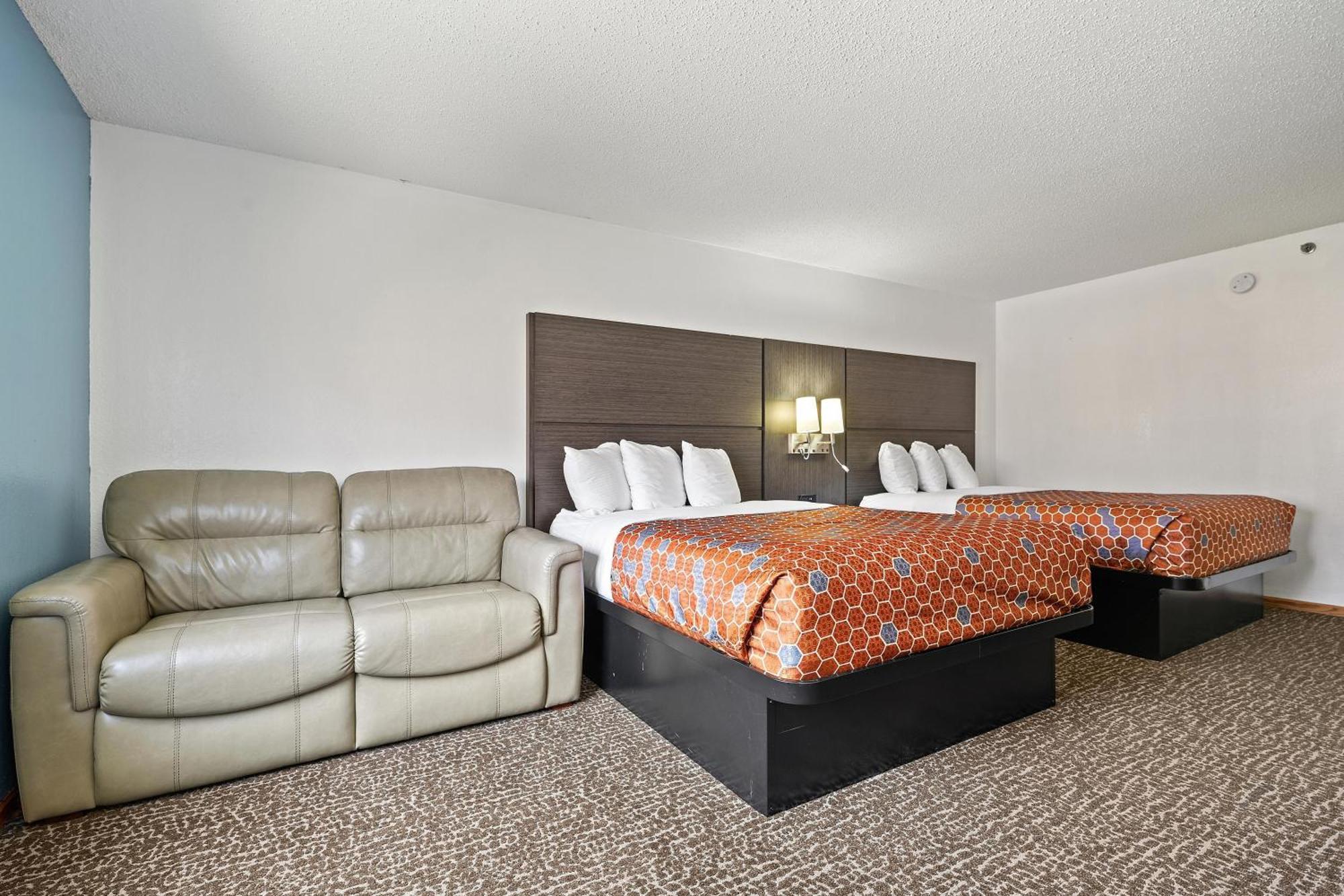 Chicago Club Inn & Suite Oakbrook Terrace Habitación foto