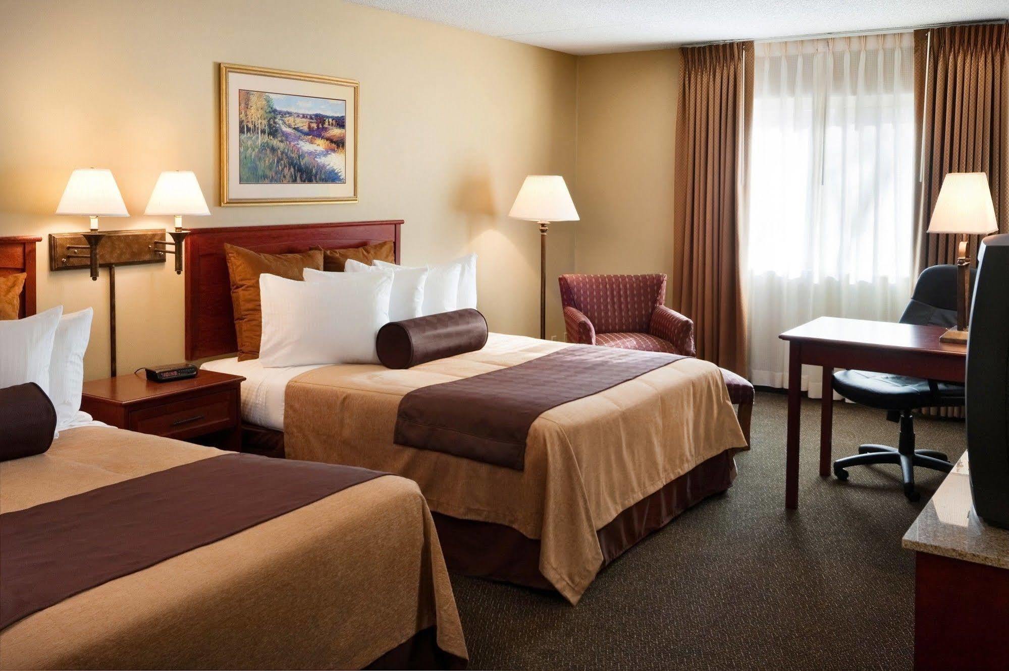 Chicago Club Inn & Suite Oakbrook Terrace Habitación foto